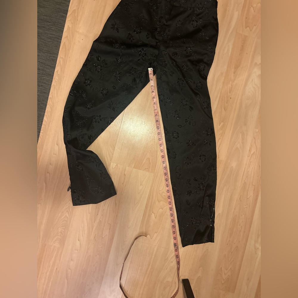 Joseph Ribkoff Black Floral pant set - Picture 15 of 15